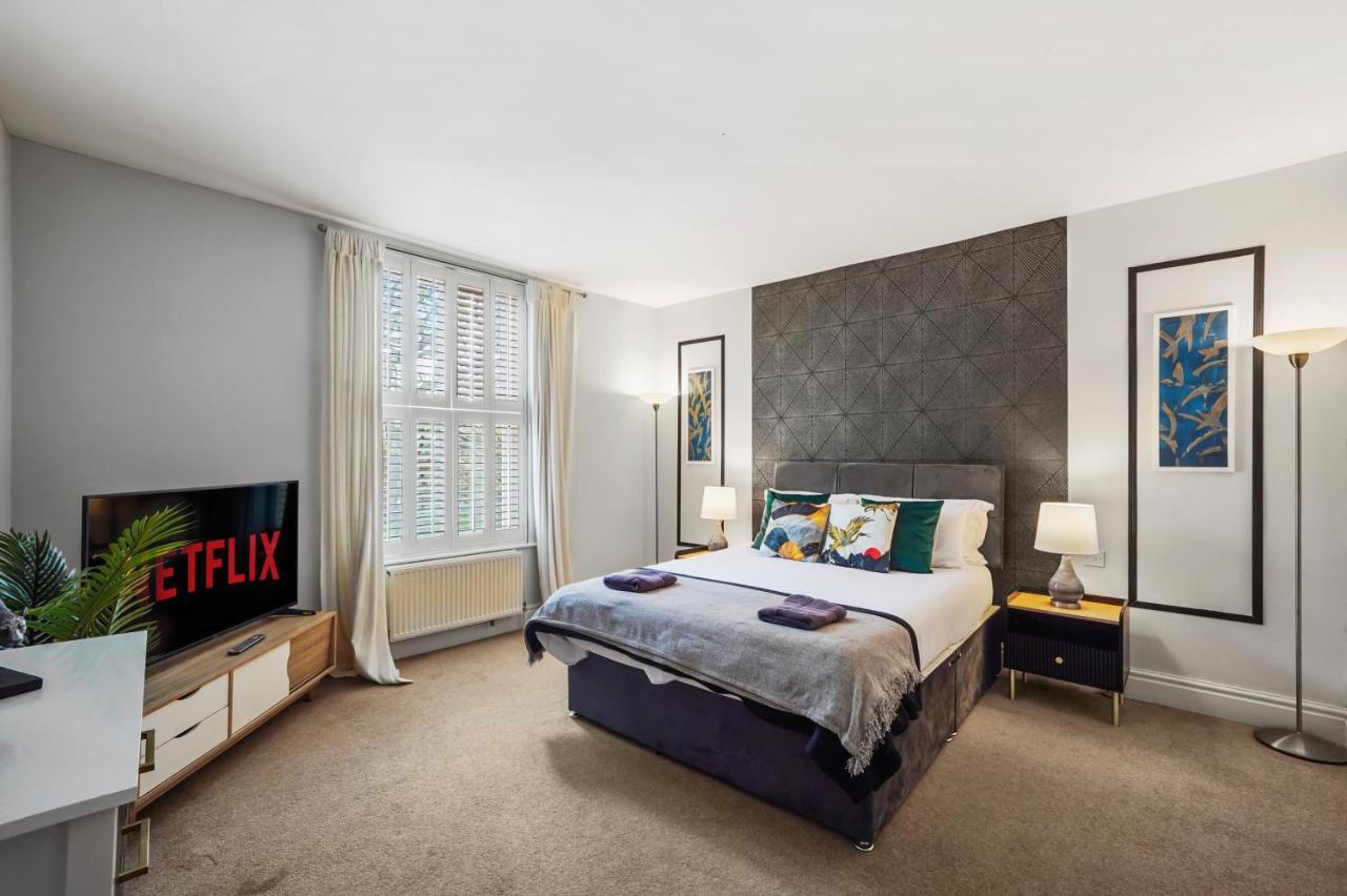 哈罗盖特Pristine Stylish Townhouse On The Stray! - Sleeps 9别墅 外观 照片