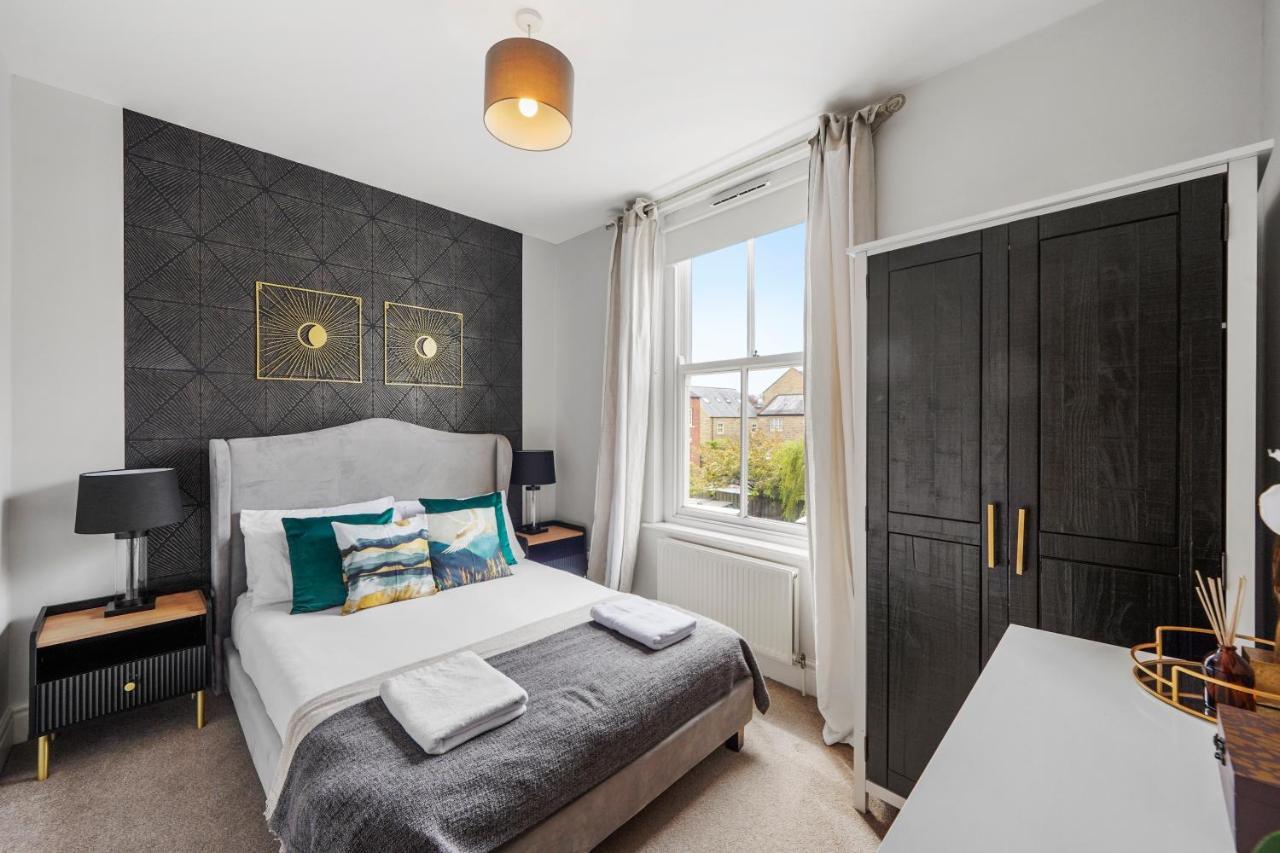 哈罗盖特Pristine Stylish Townhouse On The Stray! - Sleeps 9别墅 外观 照片