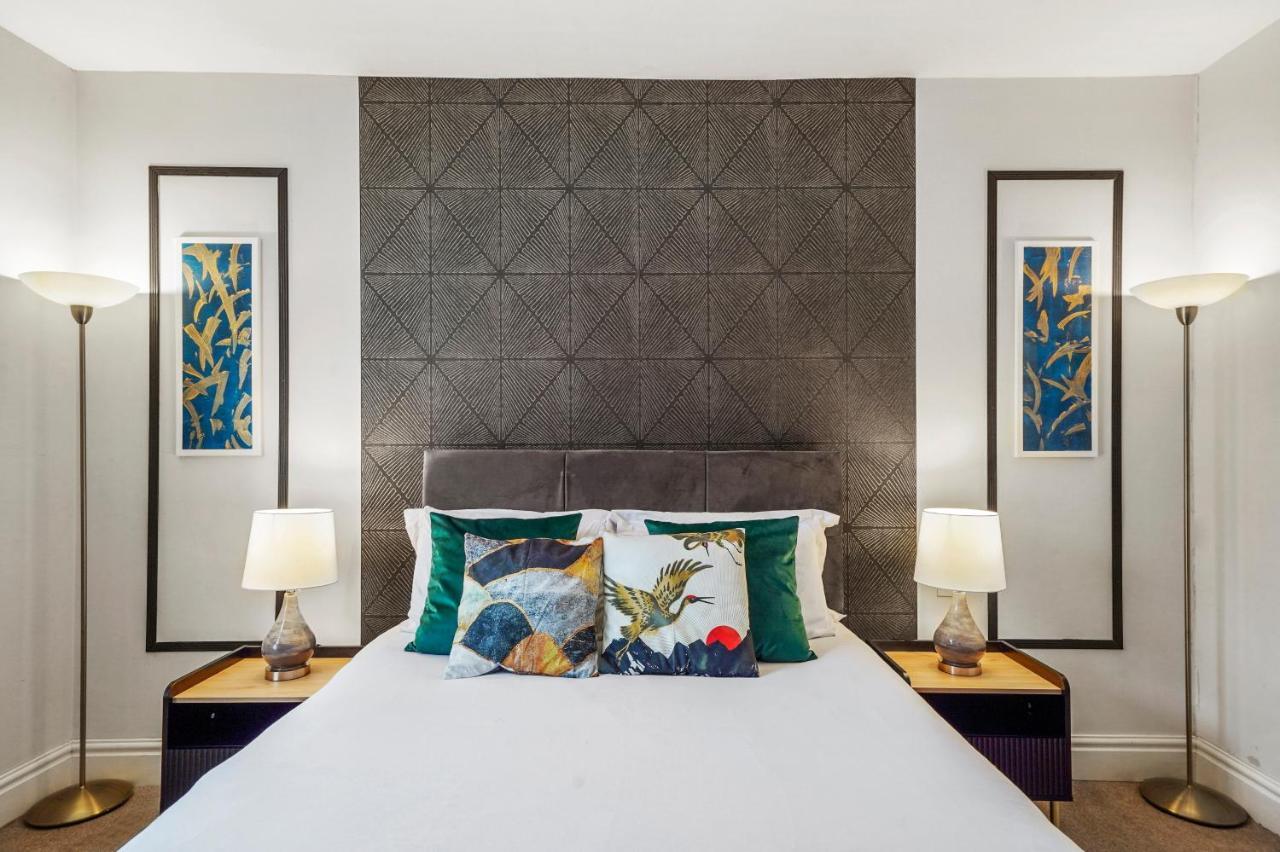哈罗盖特Pristine Stylish Townhouse On The Stray! - Sleeps 9别墅 外观 照片